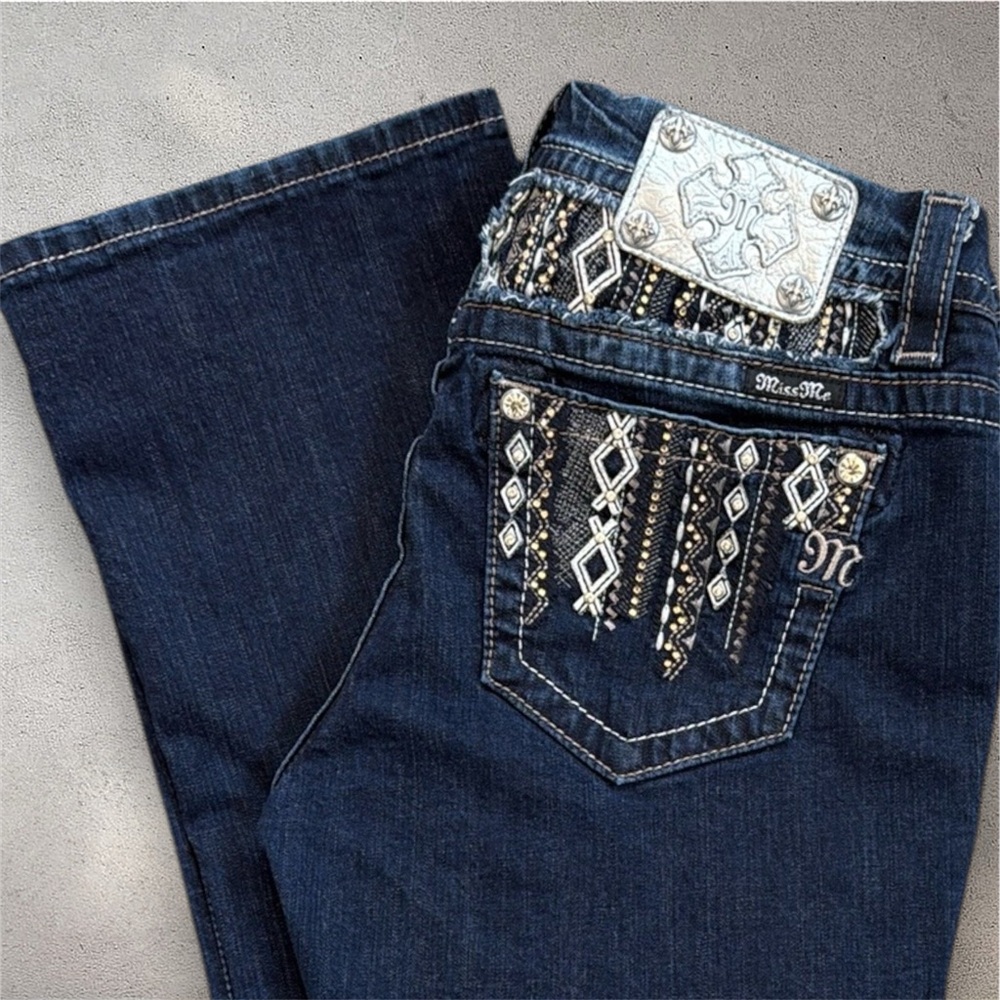 Miss Me Mid-Rise Easy Boot Curvy Fit Stretch Jeans